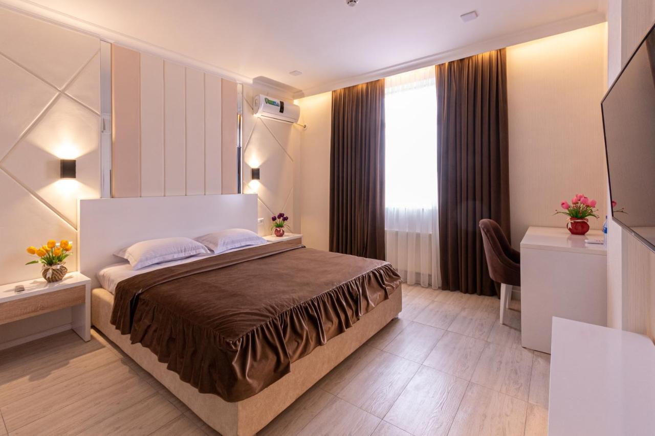 Tantana Hotel Фергана Экстерьер фото