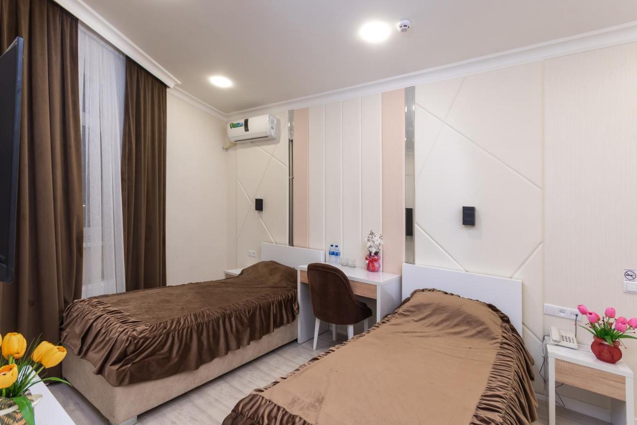 Tantana Hotel Фергана Экстерьер фото